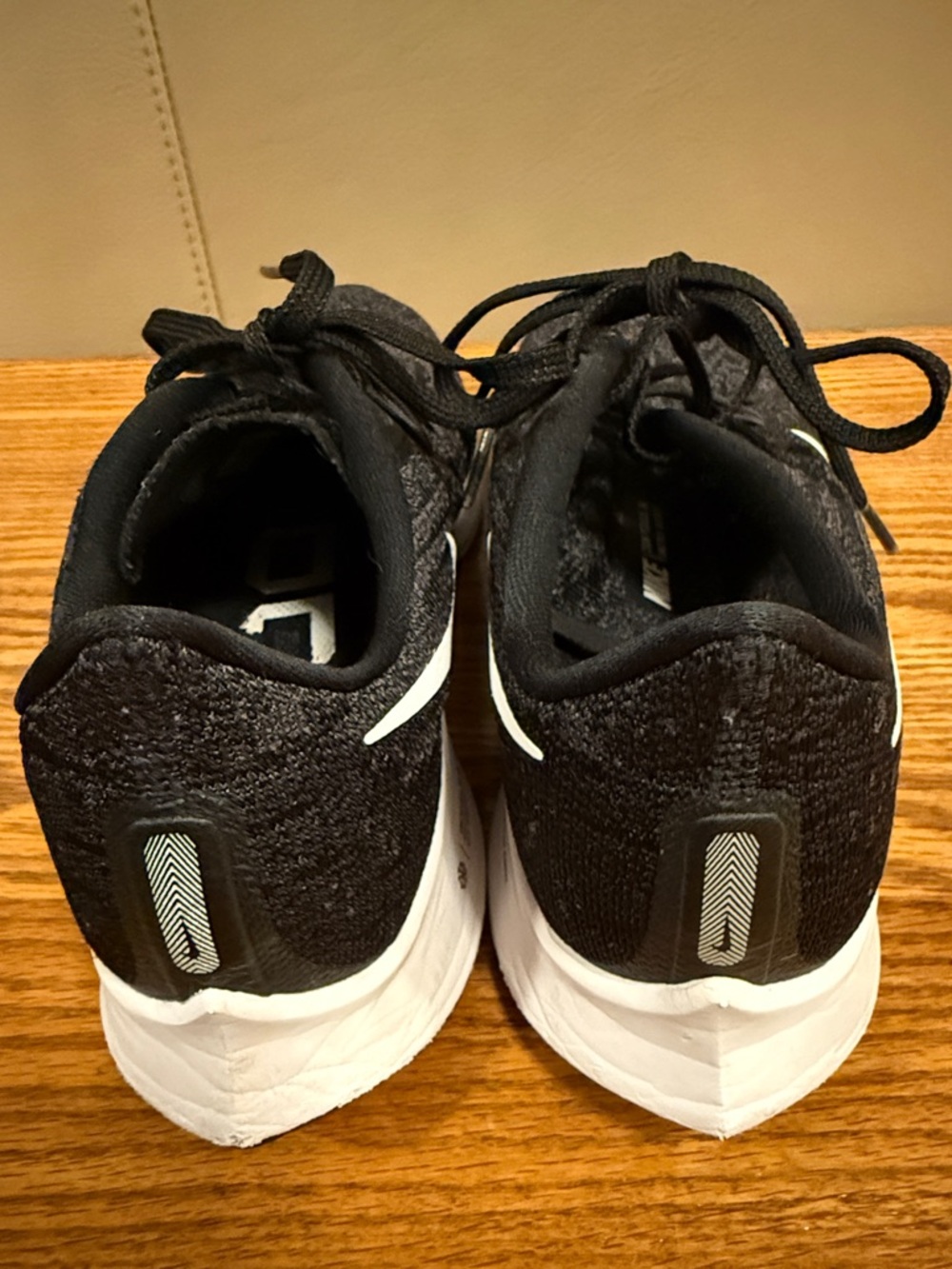 Women’s Nike Air Zoom Pegasus 36 Shoes - 7.5 - Picture 3 of 8